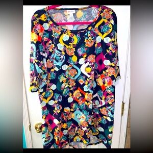 LuLaRoe XL Colorful Roses Irma